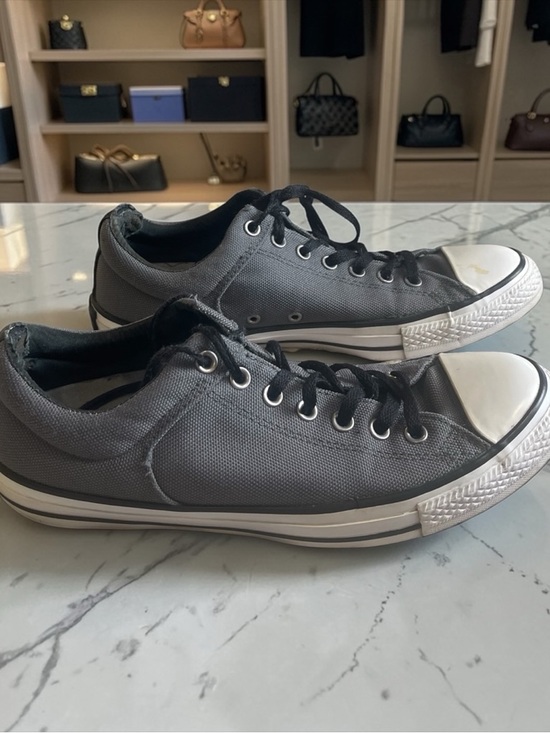 Converse Other - Converse Gray and Black Low-Top Canvas Sneakers